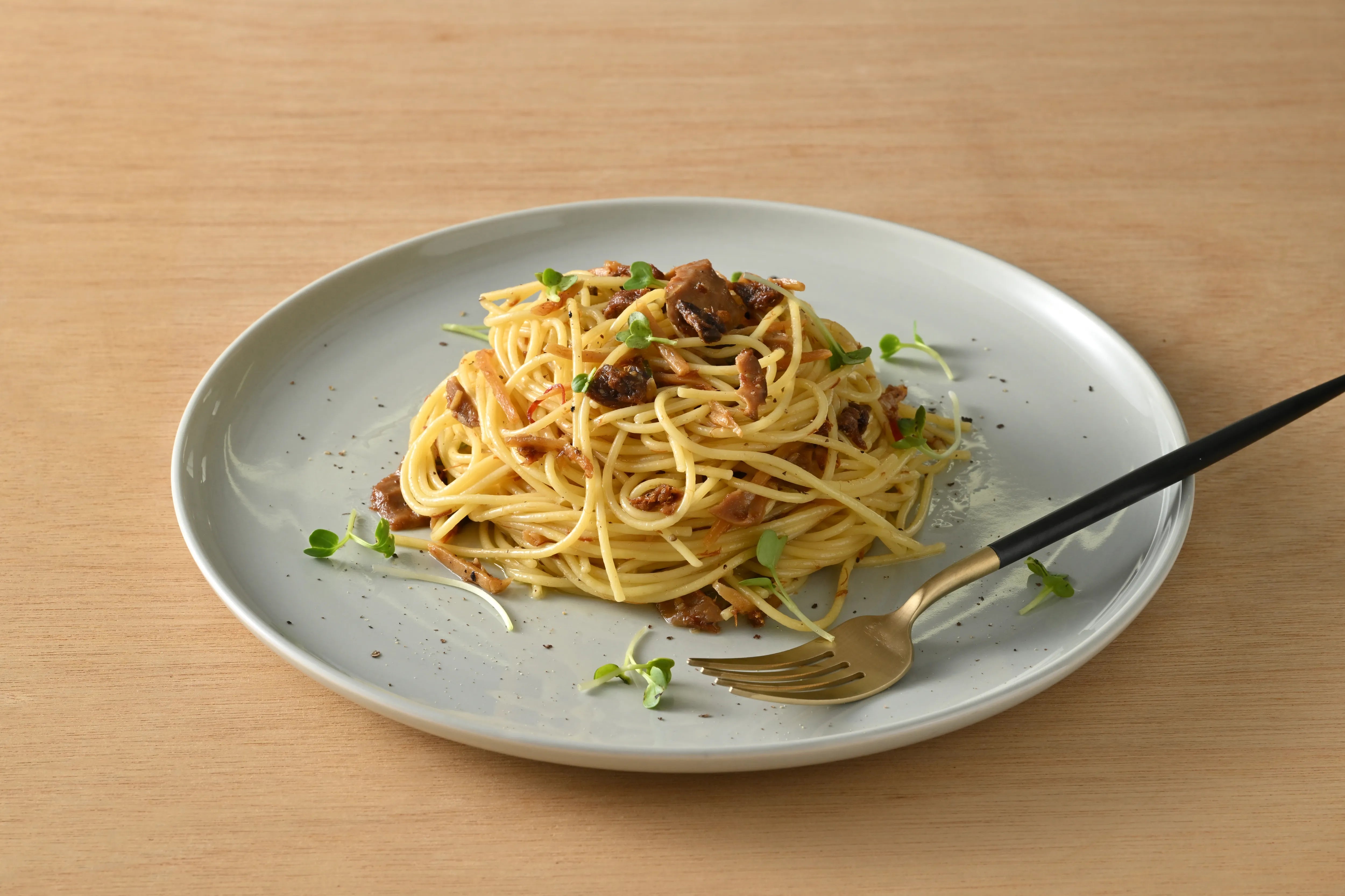 鯖のへしこ ペペロンチーノ 漁師風 (2食入り)