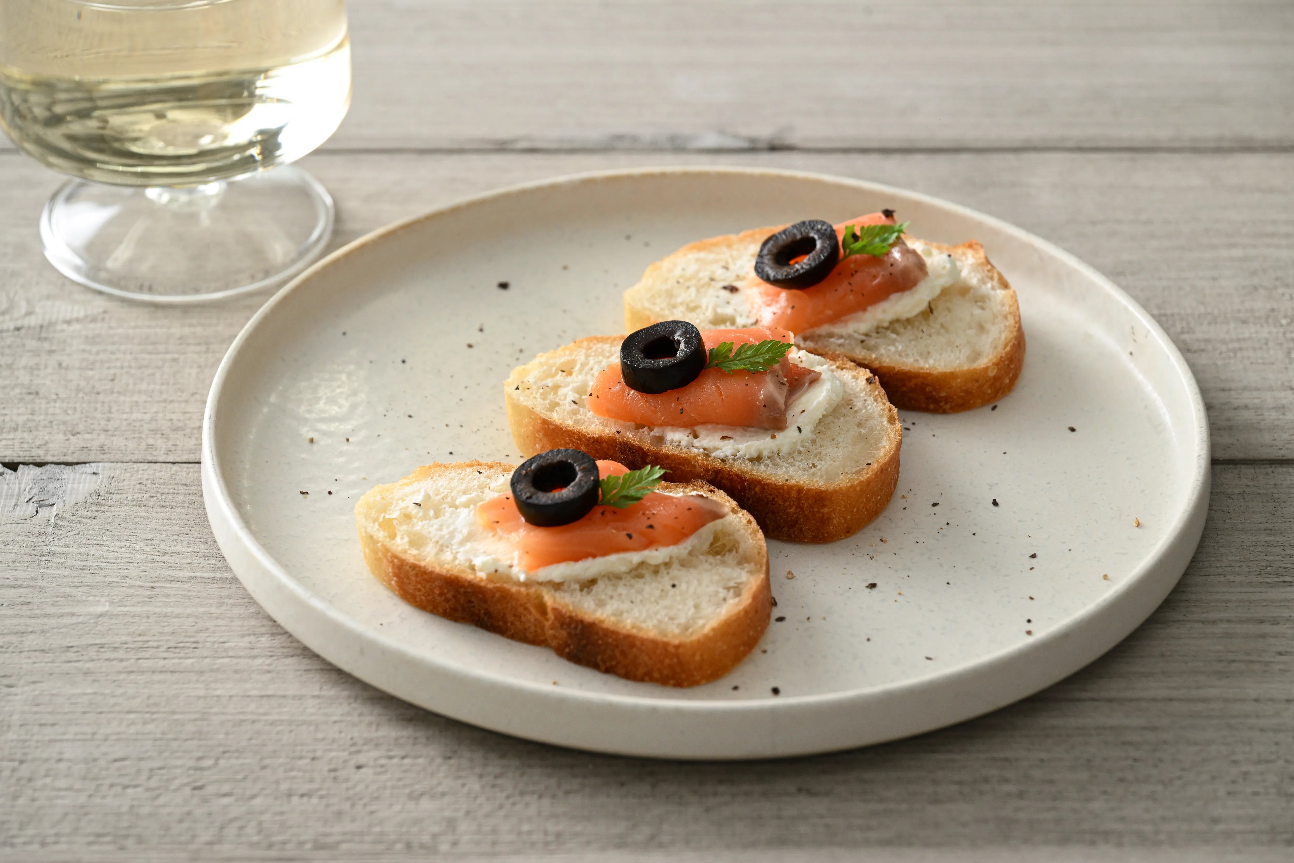 福井サーモン燻製 (80ｇ)