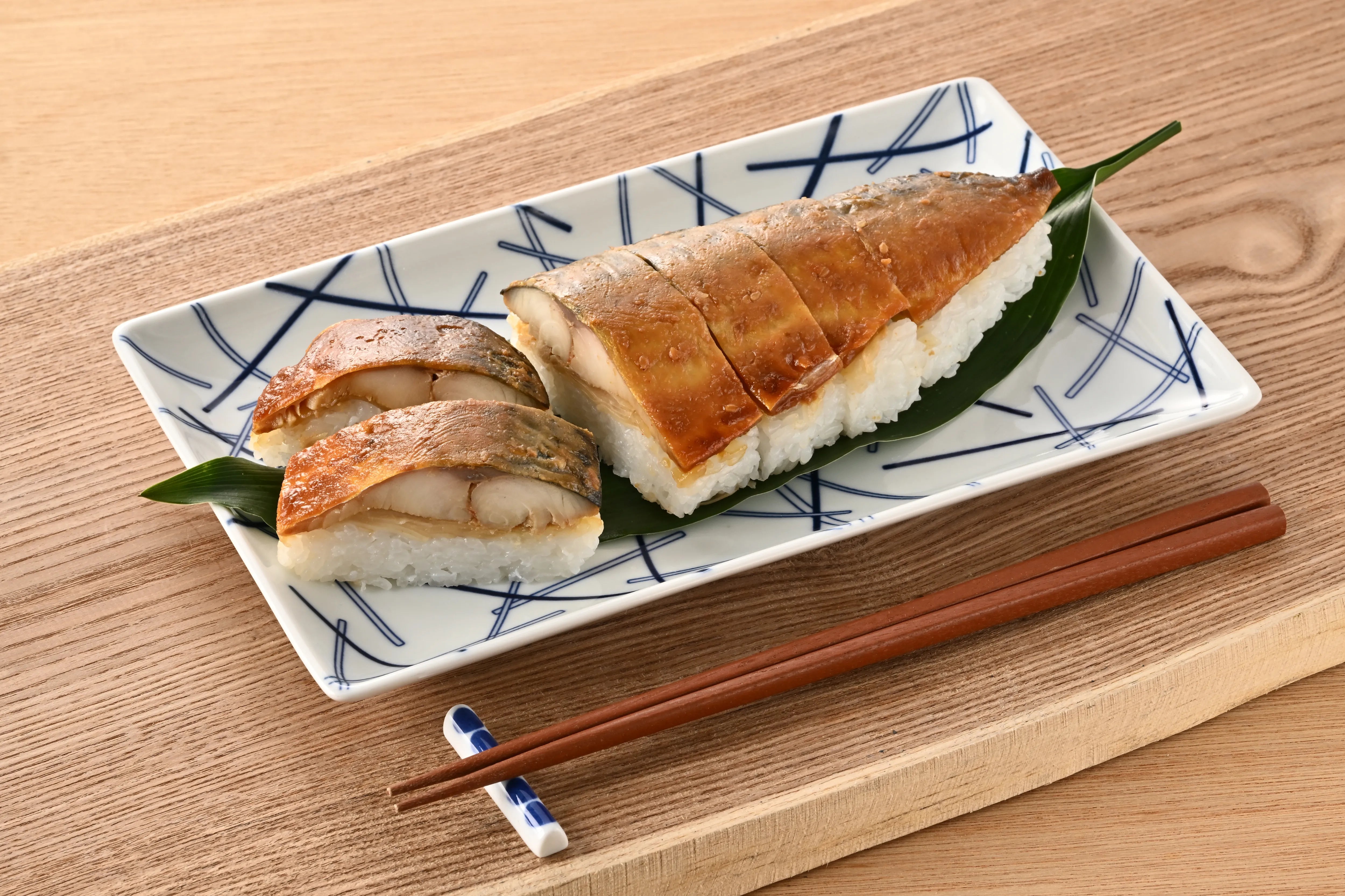 焼き味噌鯖寿司 (6切）