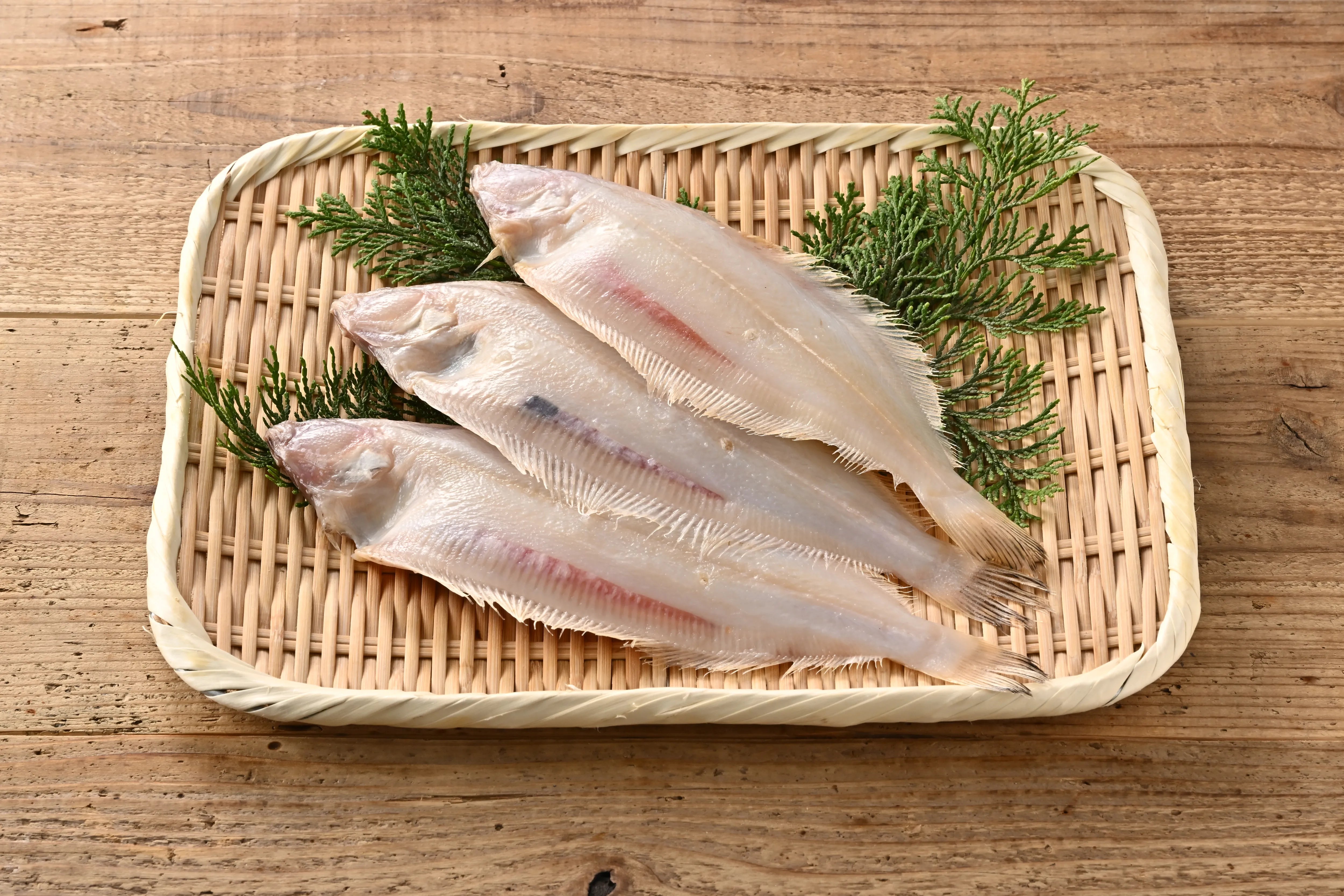 笹かれい干物 (3～4枚入り)