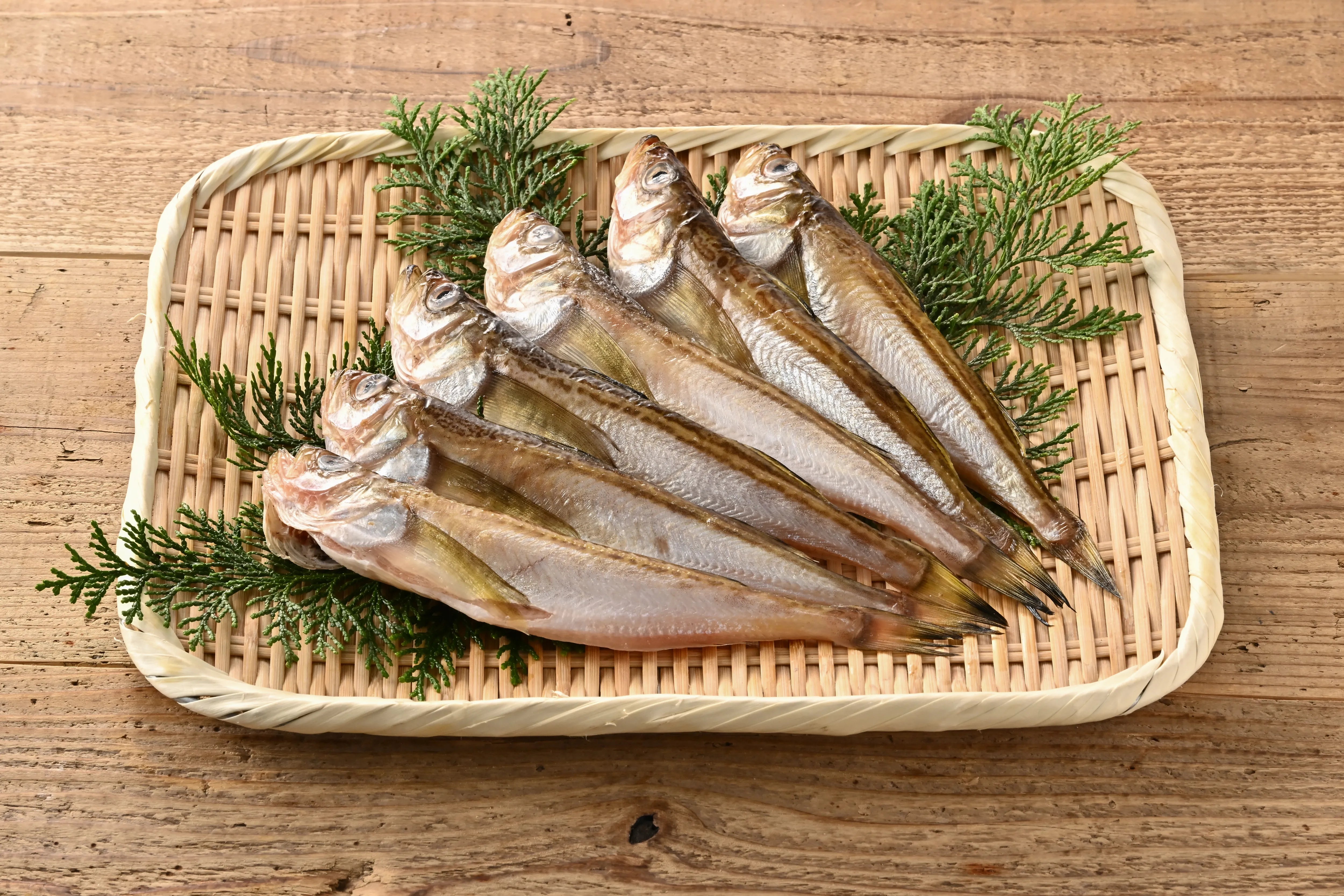 ハタハタ干物 (6～7尾入り)